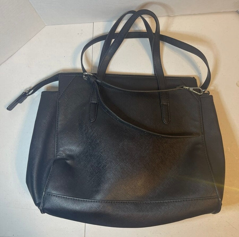 Guess Black Leather Silver Triangle Pattern Crossbody /Shoulder And Tote Purse