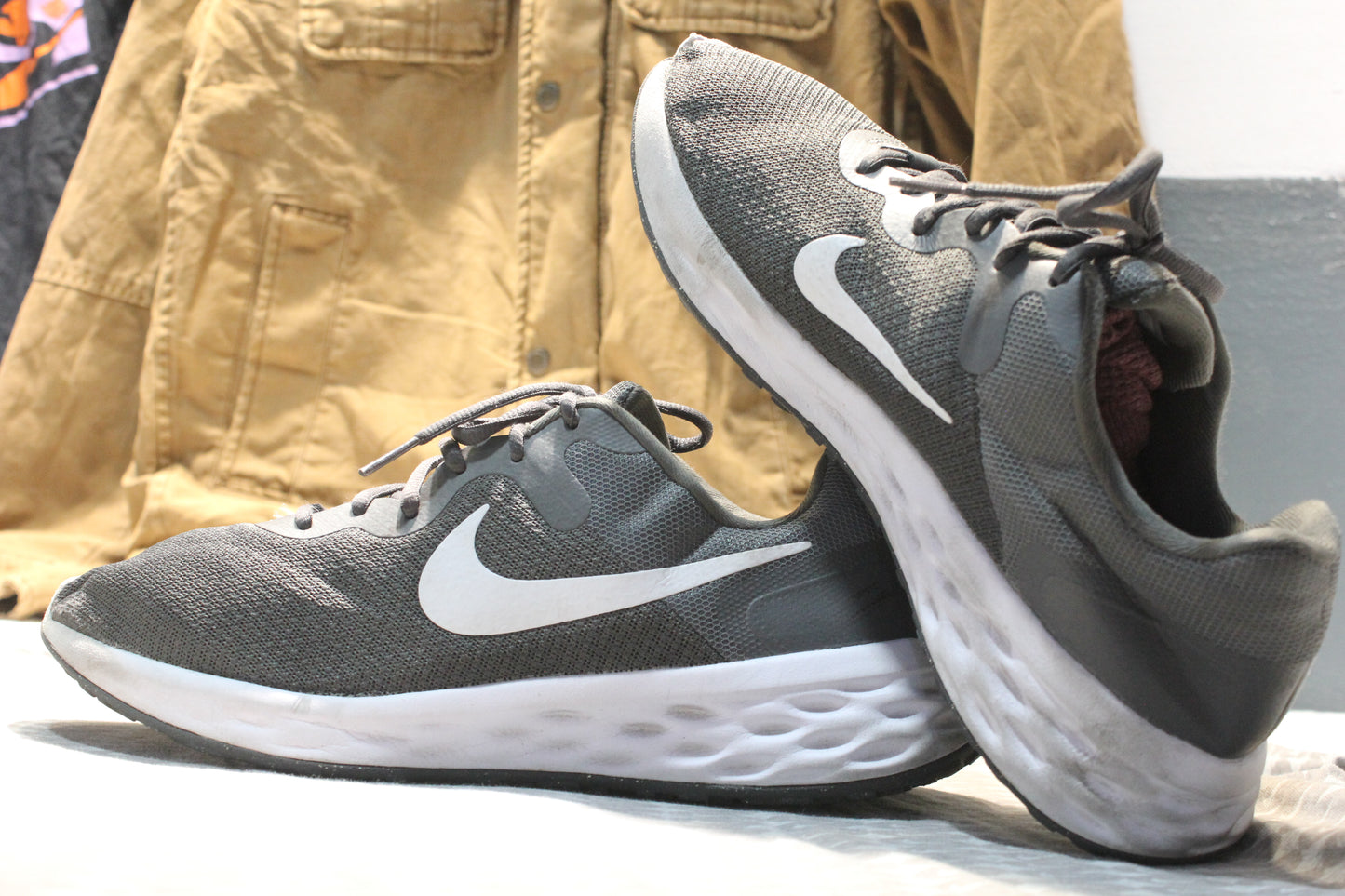 Nike Revolution 6 Iron Grey