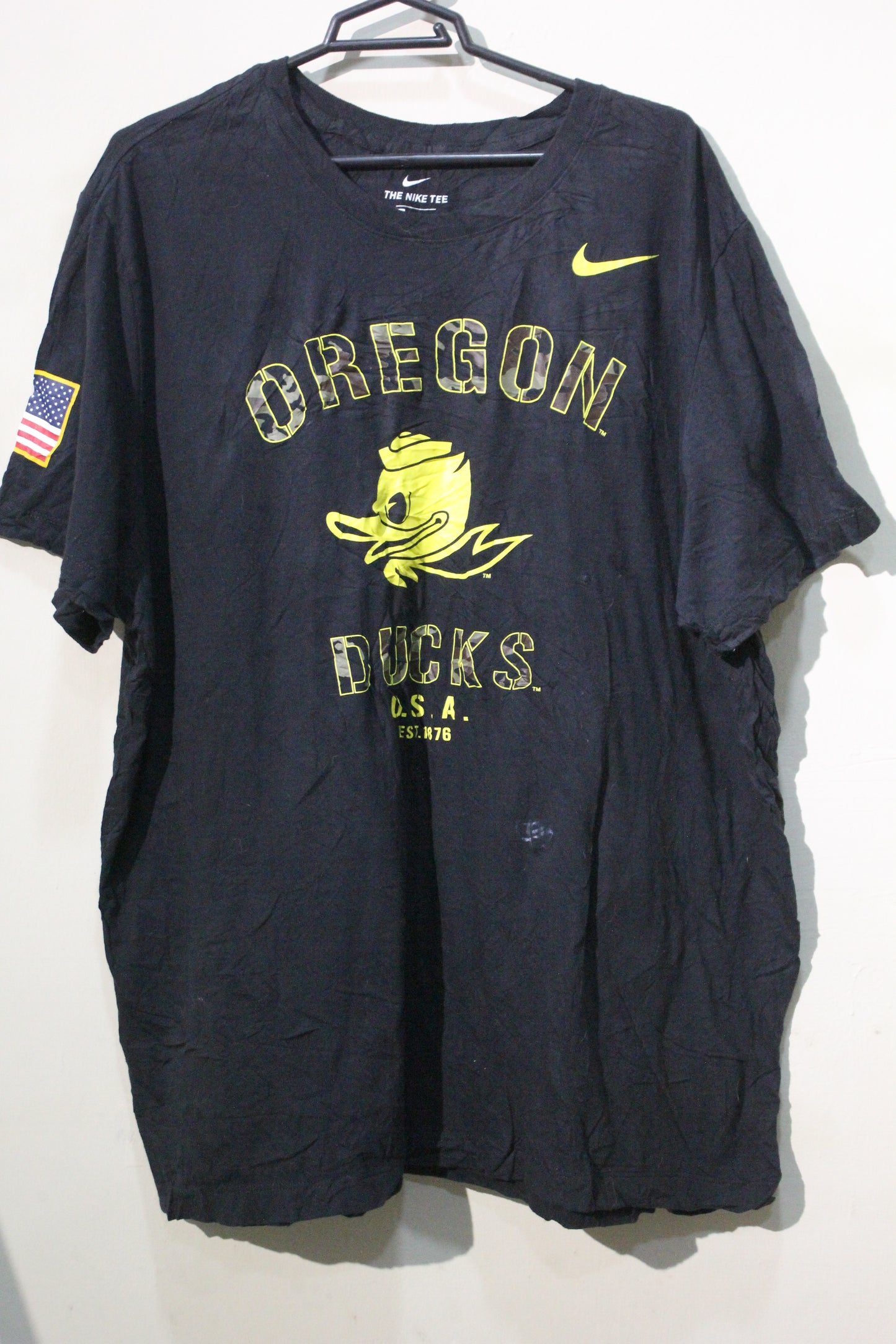 Oregon DUCKS Basketball TEAM ISSUED Nike Tee SHIRT Men's M