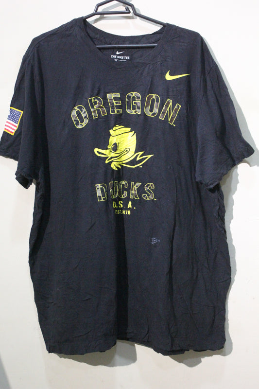 Oregon DUCKS Basketball TEAM ISSUED Nike Tee SHIRT Men's M