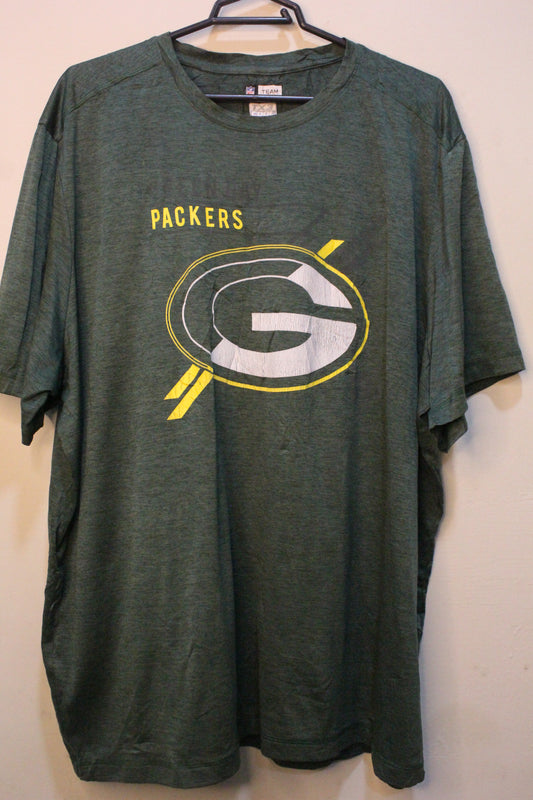 NFL Team Apparel Green Bay Packers T-shirt (Men's X-Large)