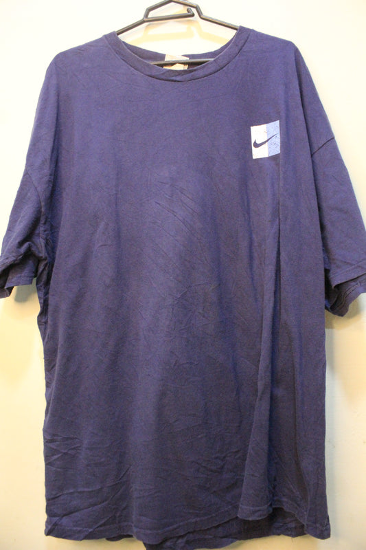 Vintage 90’s Nike athletics Sport T-shirt Blue size medium shirt Distressed