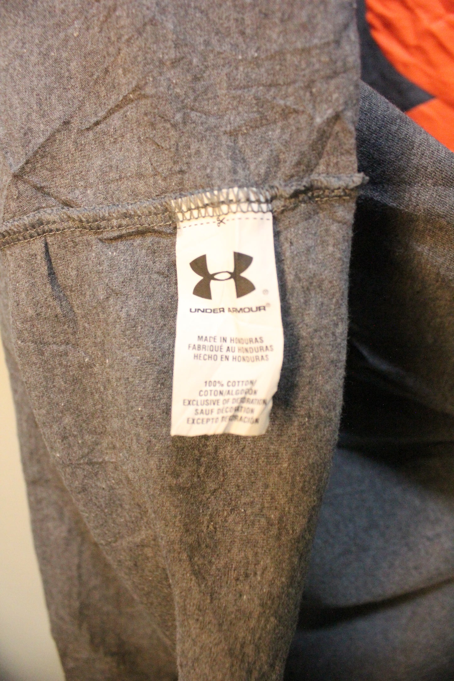 Under Armour Shirt Mens xl yelllow HeatGear Short Sleeve Crew Neck Workout