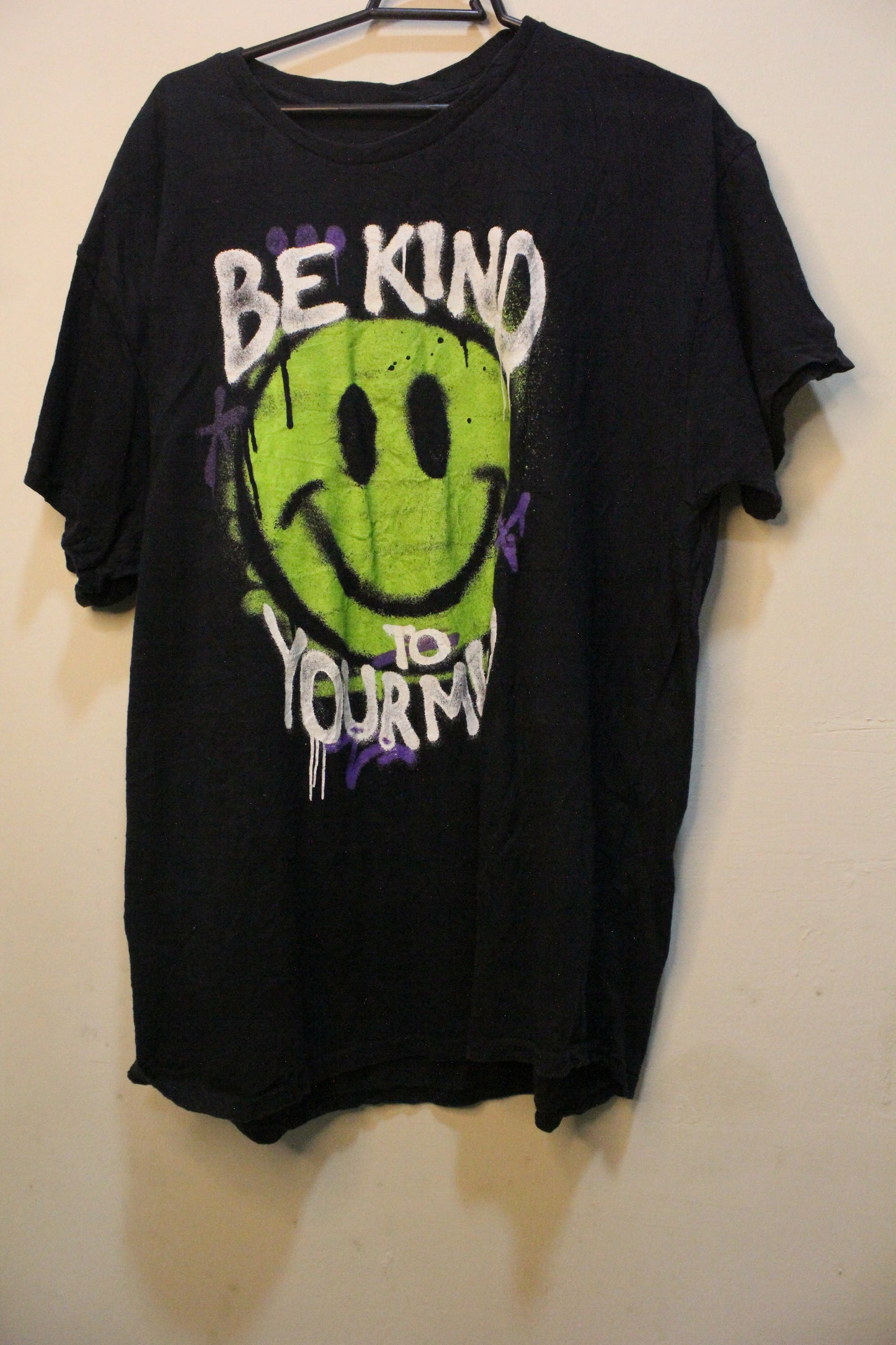 BE KIND TO YOUR MIND Men's Size XL Graphic T-Shirt Tee Short Sleeve • Black