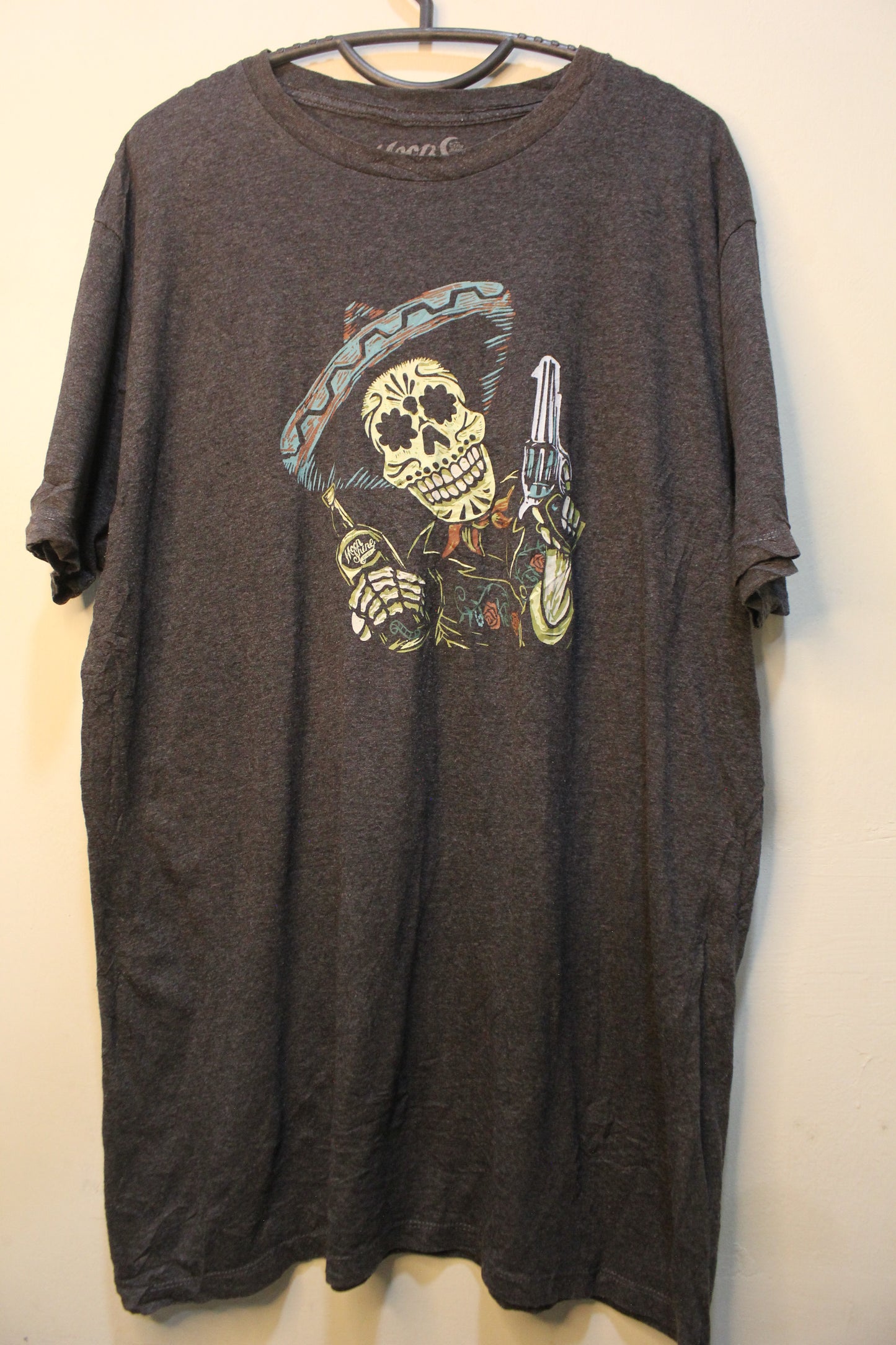 Moonshine Spirit skeleton guitar player T-shirt Size L