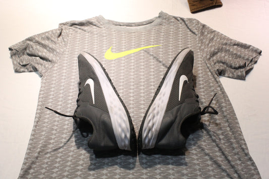 Nike Revolution 6 Iron Grey